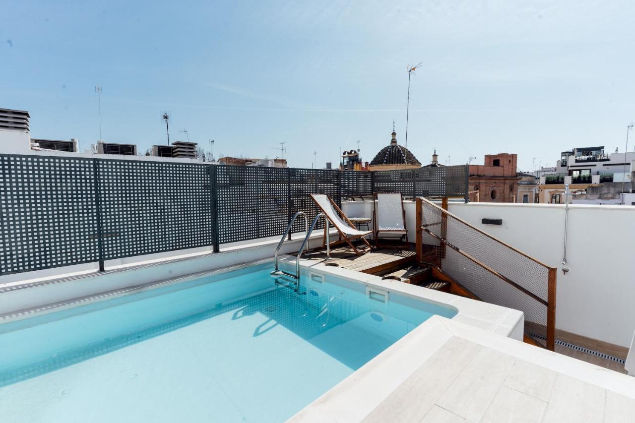 Minty Stay - Las Setas Seville Luaran gambar