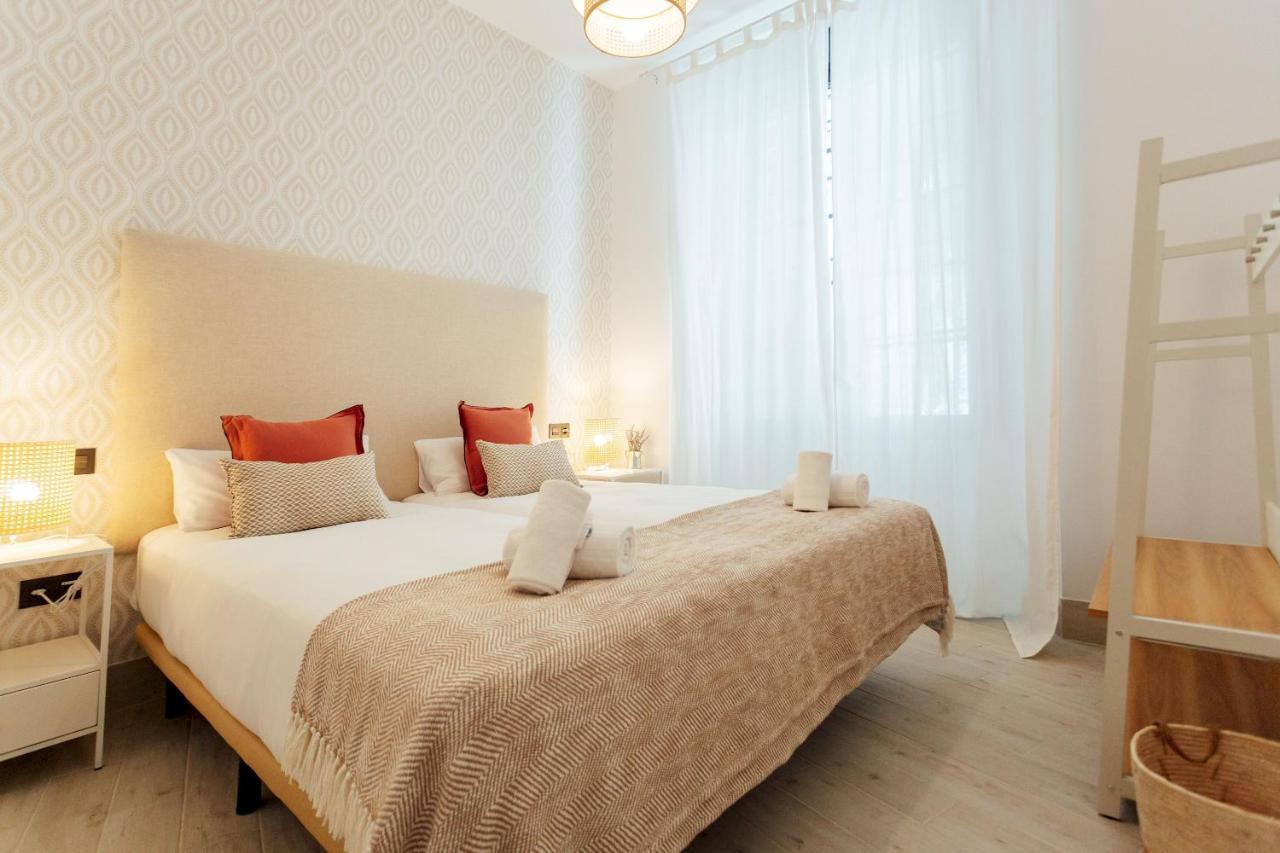 Minty Stay - Las Setas Seville Luaran gambar